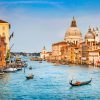 Canal Grande i Venedig med gondoler der sejler